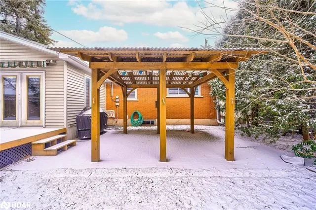 Additional image 48 of 428 Henderson Rd