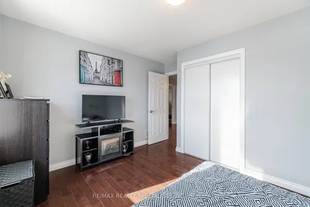 Additional image 12 of 981 Kennedy Circ