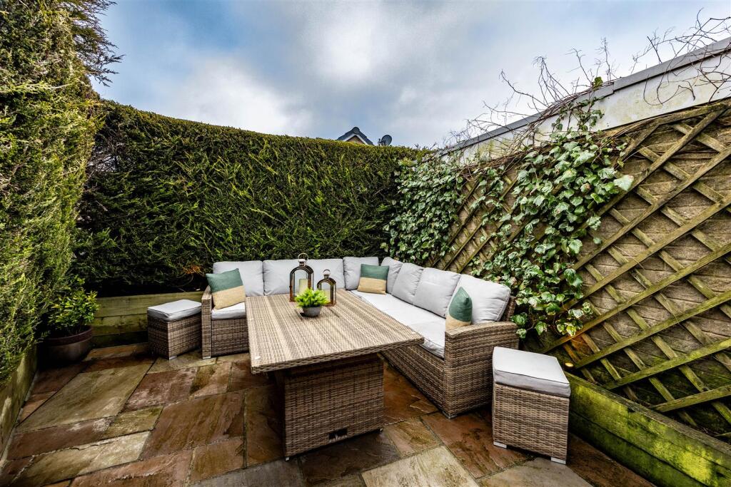 Additional image 13 of Coniston Avenue, Queensbury, Bradford