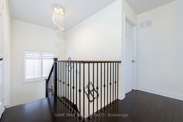 Additional image 28 of 92 Veterans Dr