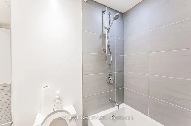 Additional image 21 of 161 Roehampton Ave Unit 2902