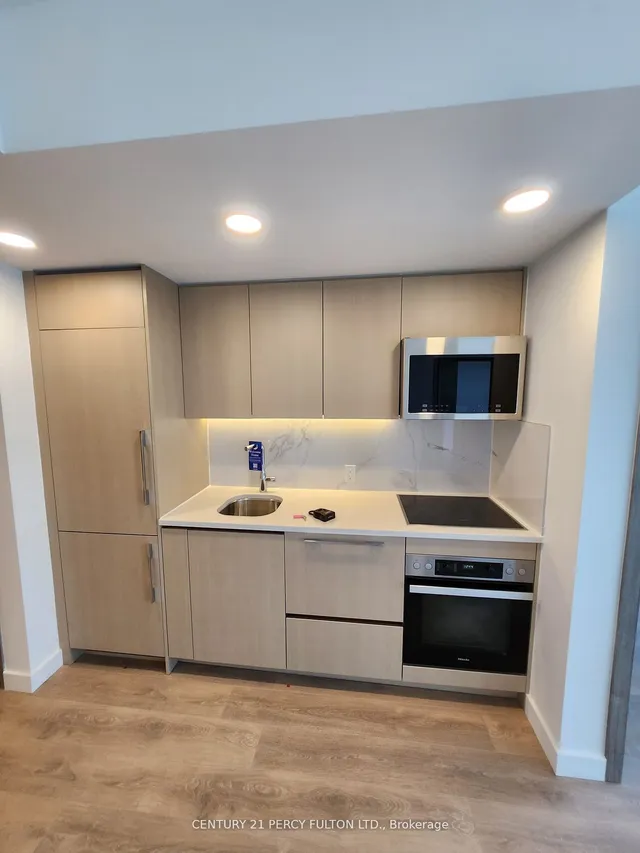 Additional image 12 of 38 Widmer St Unit 4205