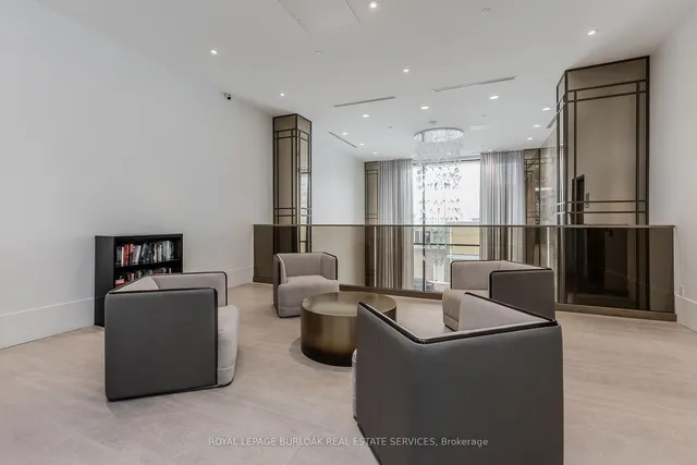 Additional image 19 of 2007 James St Unit 1008