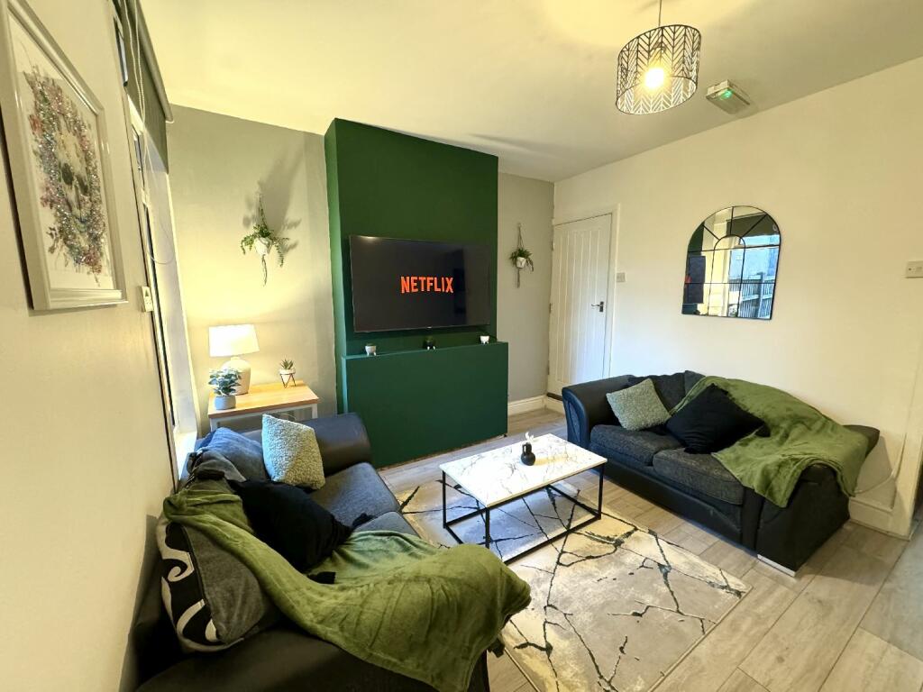 Primary image of Heeley Road, Selly Oak, Birmingham, West Midlands, B29