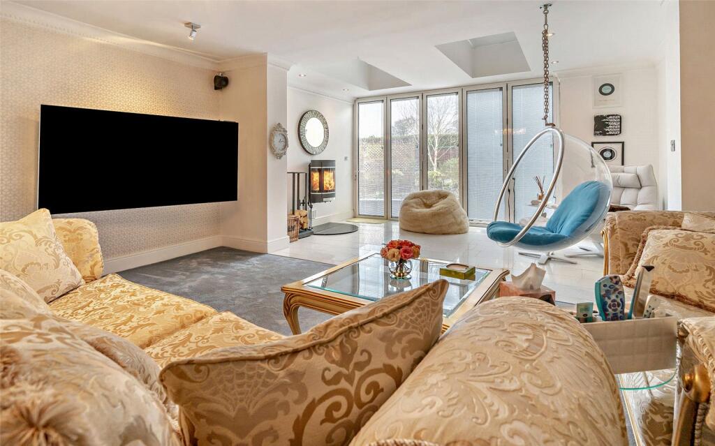 Additional image 12 of St. Lythan's, Cardiff, CF5