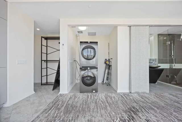 Additional image 21 of 197 Yonge St Unit 2612