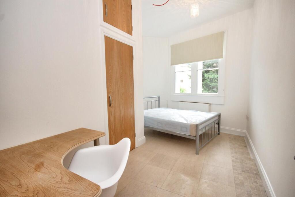 Additional image 6 of Mile End