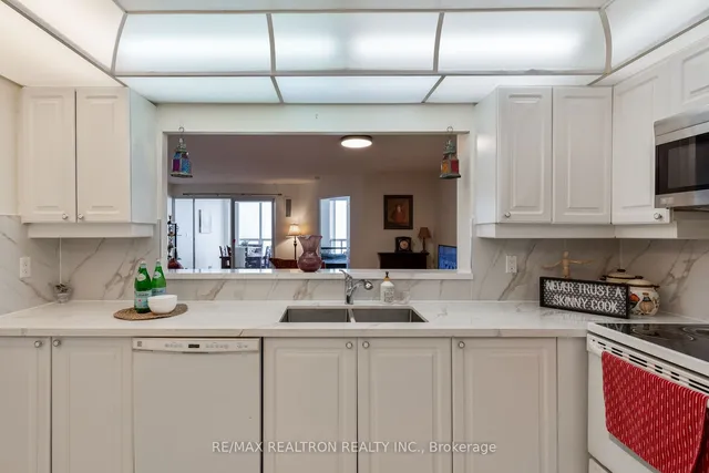 Additional image 6 of 88 Corporate Dr Unit 2811