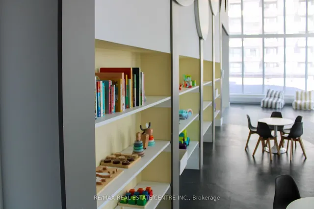 Additional image 32 of 2485 Taunton Rd Unit 1222