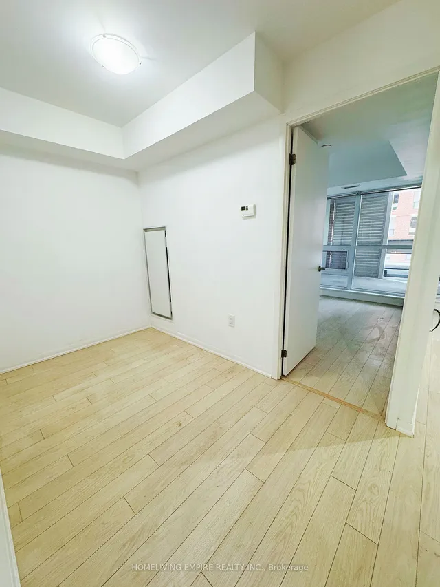 Additional image 9 of 3091 Dufferin St Unit 438