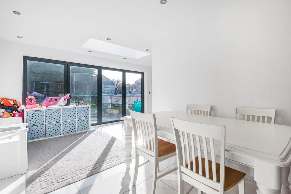 Additional image 4 of Manse Way, Swanley, BR8