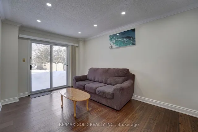 Additional image 12 of 42 Blackmere Circ