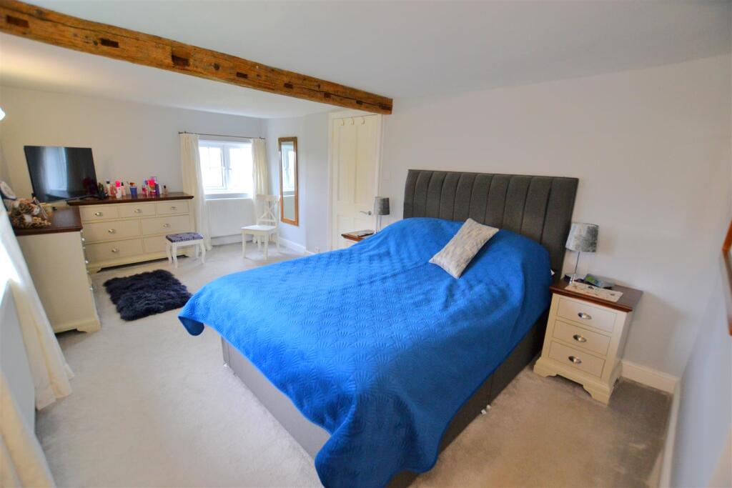 Additional image 30 of Woodside Green, Will Hill, Essendon