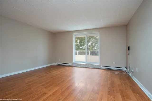 Additional image 8 of 71 Vanier Dr Unit 211