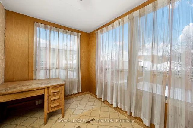 Additional image 14 of 51 Edinborough Crt