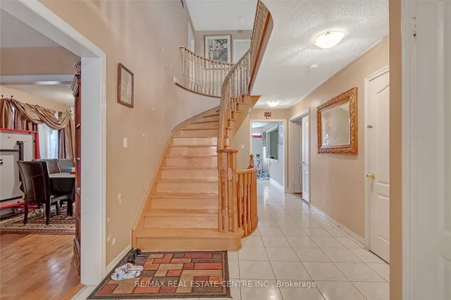 Additional image 5 of 21 Sprucelands Ave