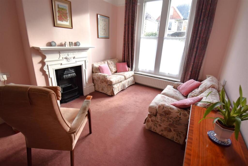 Additional image 9 of Handsome Period Family Home Of Over 3,500 Sq Ft Adjacent To Durham Downs