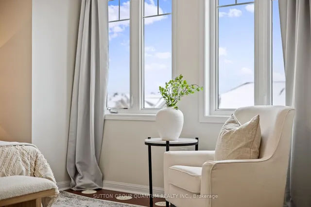 Additional image 31 of 94 Suitor Crt