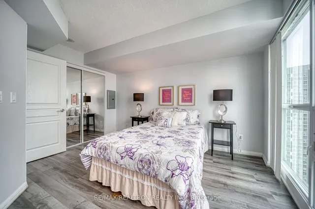 Additional image 31 of 18 Yonge St Unit 3109