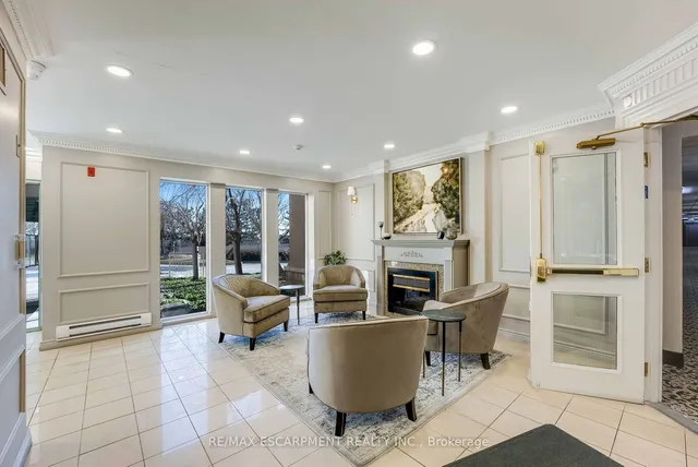 Additional image 7 of 2075 AMHERST HEIGHTS Dr Unit 402