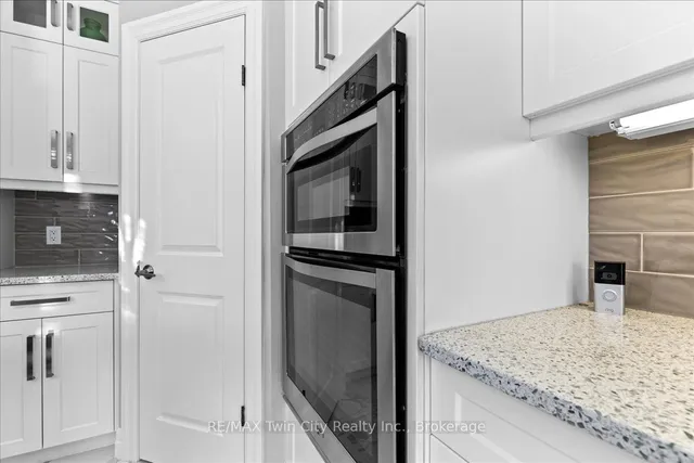 Additional image 14 of 68 Valleyscape Dr