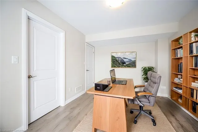 Additional image 5 of 16 Bank Swallow Cres