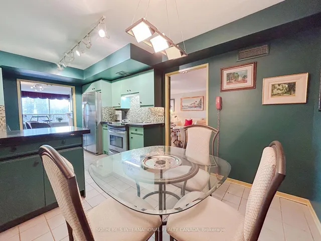 Additional image 21 of 130 Carlton St Unit 906