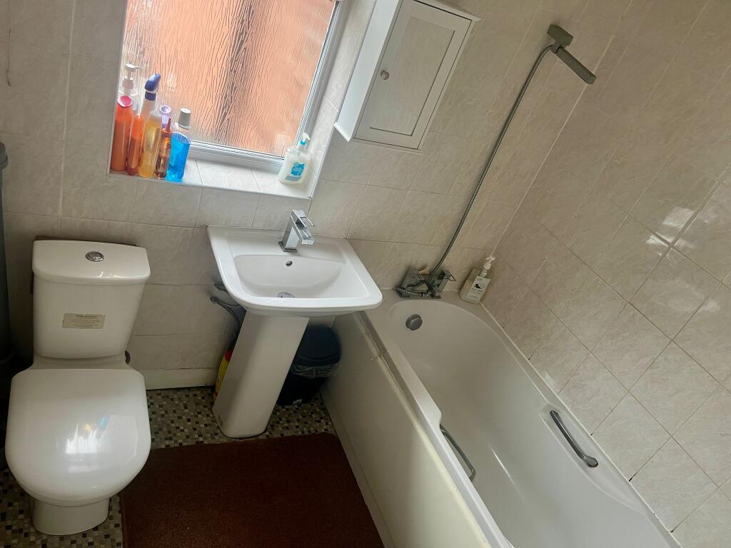 Additional image 20 of Hugh Road, Smethwick, B67