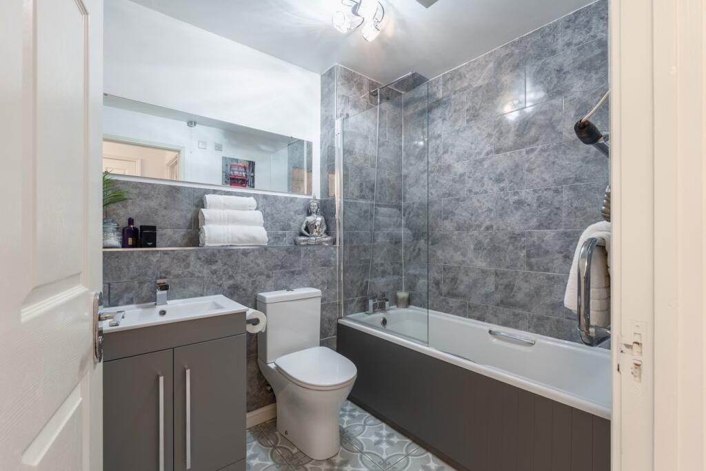 Additional image 9 of High Street, Henley-in-Arden, B95