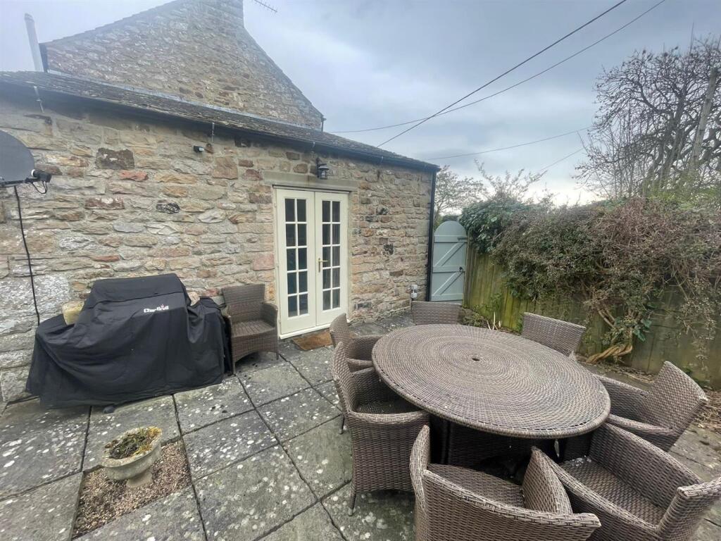 Additional image 13 of Newsham