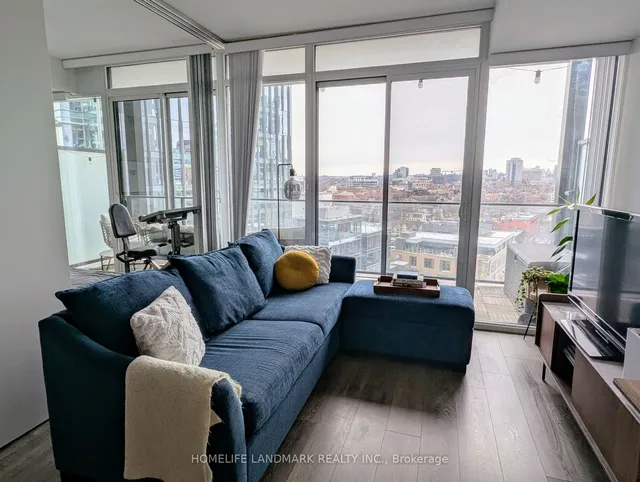 Additional image 4 of 125 Peter St Unit 1104