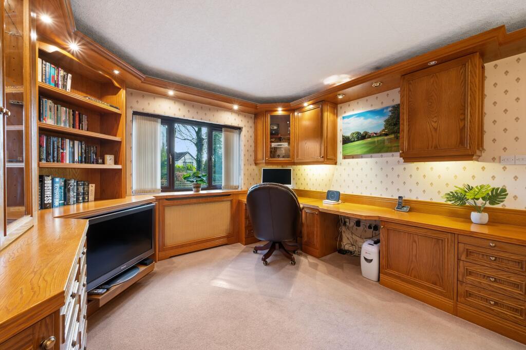 Additional image 17 of The Drays, New Hall Place, Heaton BL1 5 – A Spacious & Adaptable 5-Bed Home in Private Gated Setting