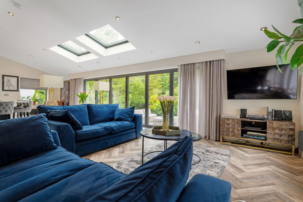 Additional image 11 of Wood End Drive, Barnt Green, Birmingham, B45