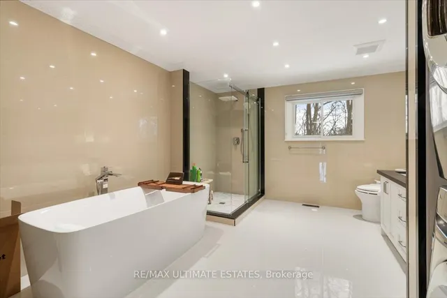 Additional image 30 of 474 Hidden Tr