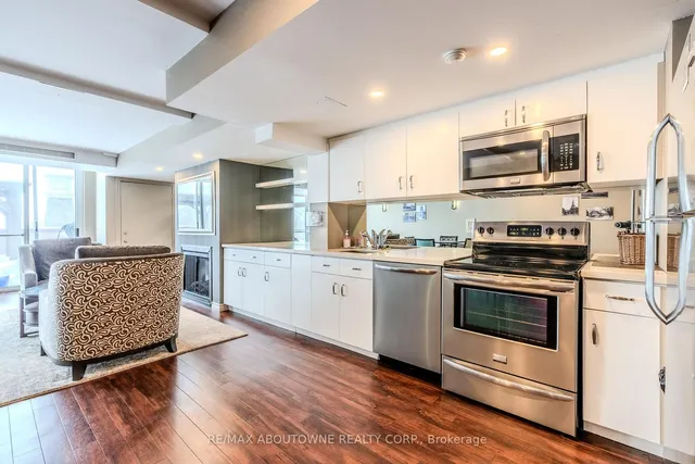 Additional image 37 of 1 Belvedere Crt Unit 409