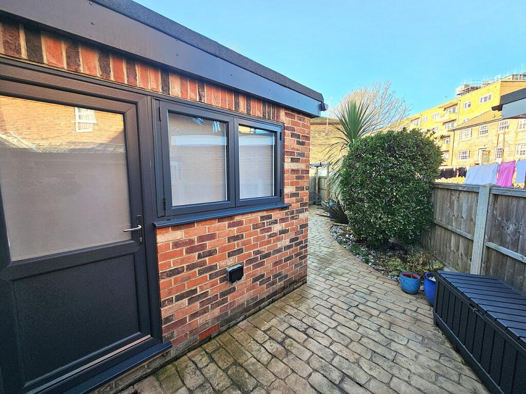 Additional image 14 of Skinner Street, Poole, BH15