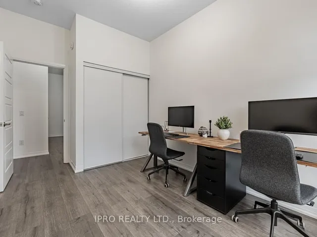 Additional image 25 of 1206 Main St Unit 211