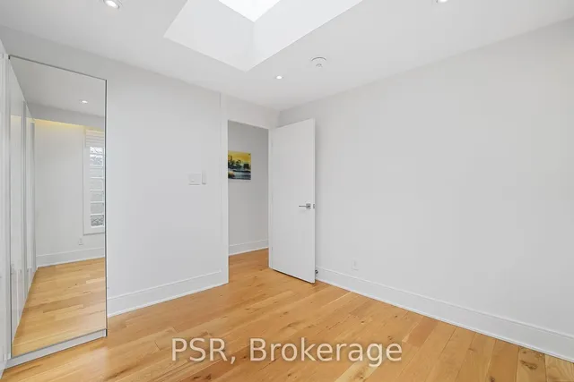 Additional image 28 of 184 Strachan Ave