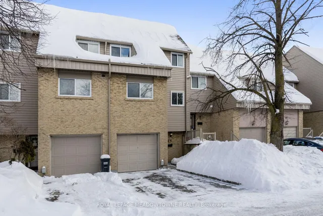 46 Tara Park Cres Unit 46