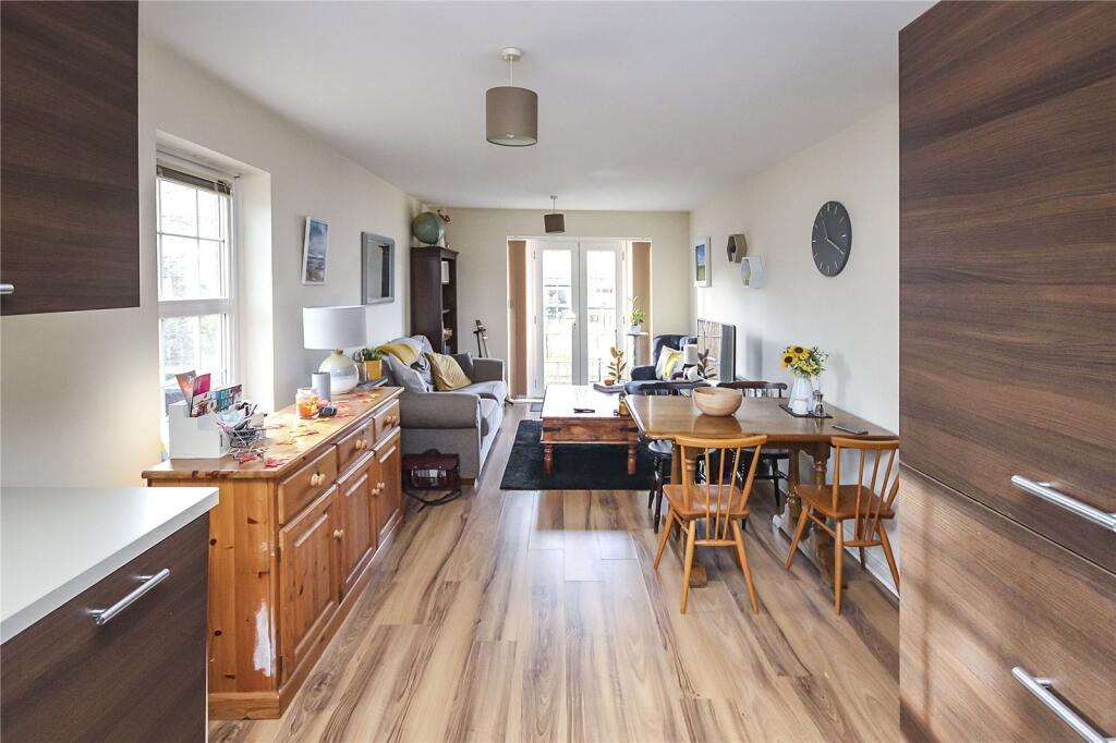 Additional image 10 of Station Road, Harpenden, AL5