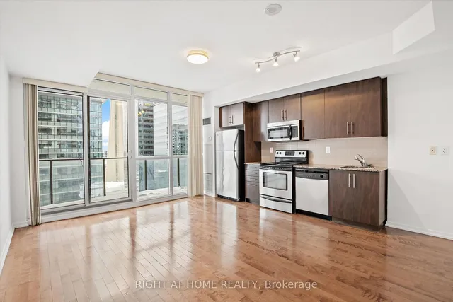 Additional image 6 of 65 Bremner Blvd Unit 2403