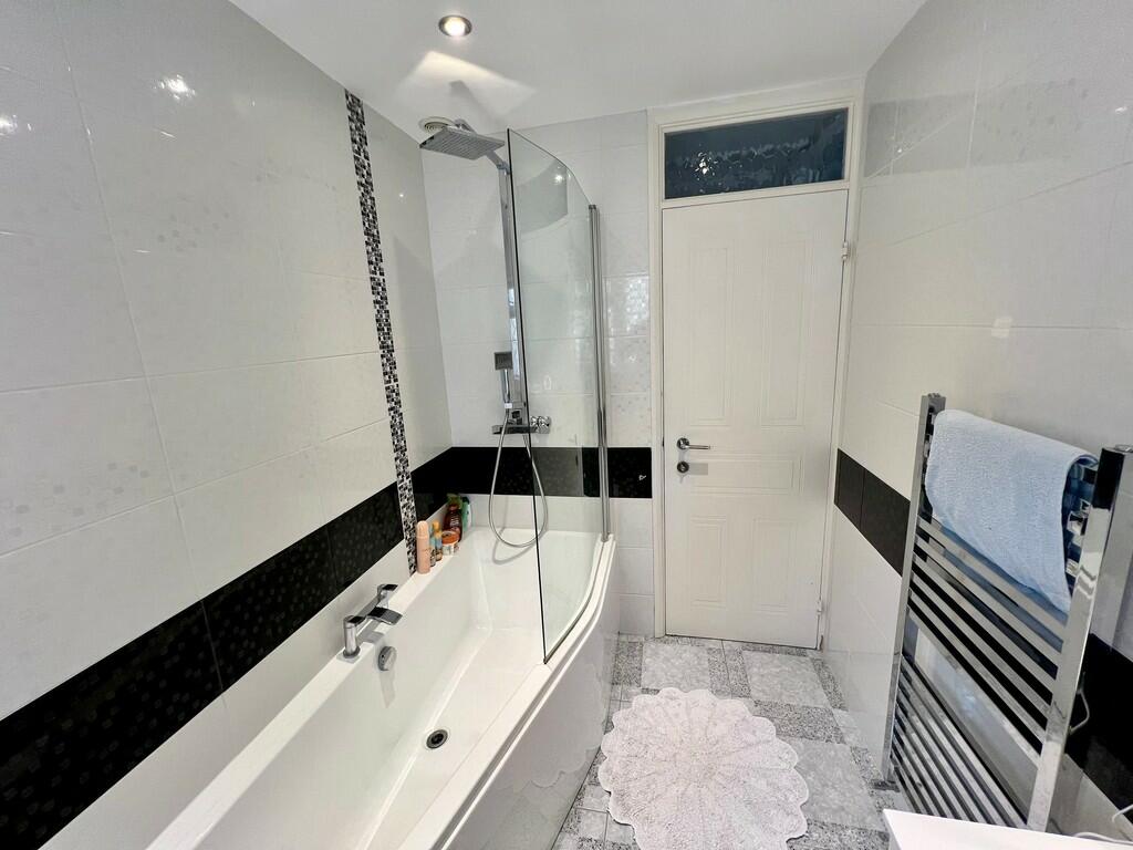 Additional image 20 of Cucklington Gardens, Muscliff, Bournemouth