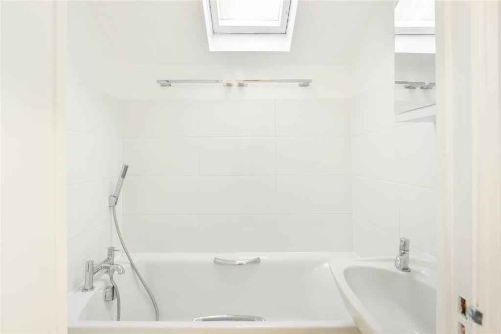 Additional image 7 of Victoria Street, Cambridge, Cambridgeshire, CB1