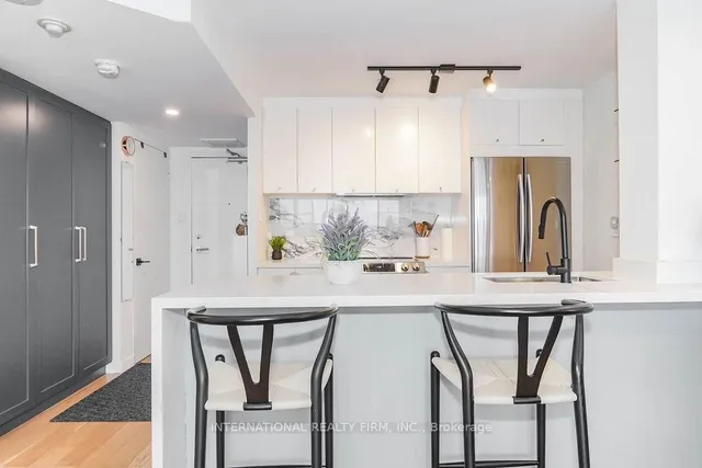 Additional image 19 of 725 King St Unit 811