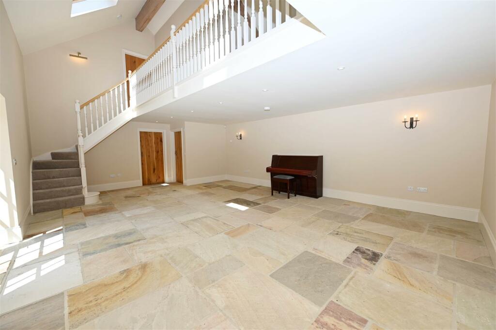 Additional image 2 of East Layton, Richmond