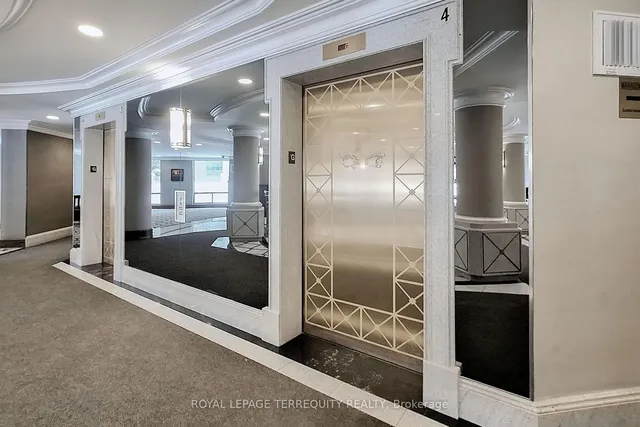 Additional image 12 of 18 Pemberton Ave Unit PH00