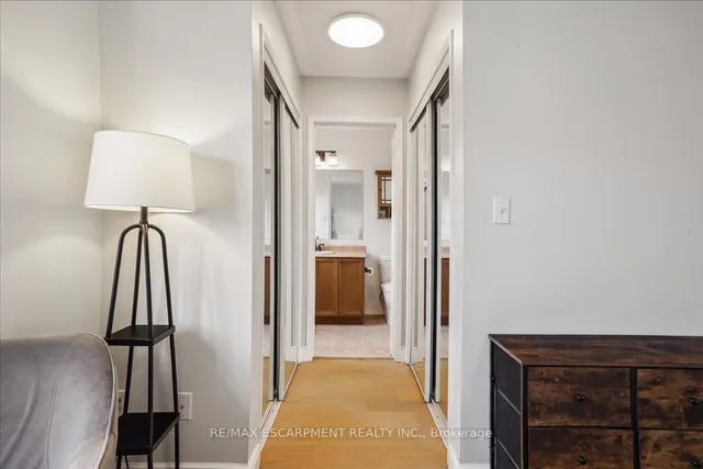 Additional image 20 of 2403 Emerson Dr