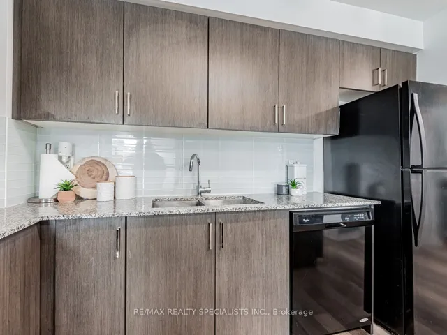 Additional image 7 of 80 Esther Lorrie Dr Unit 301