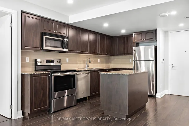 Additional image 15 of 209 Fort York Blvd Unit 678