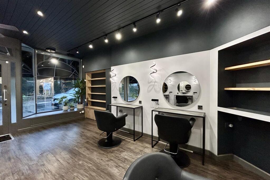 Additional image 6 of Prime Retail/Salon Space in Clevedon’s Victorian Hill Road